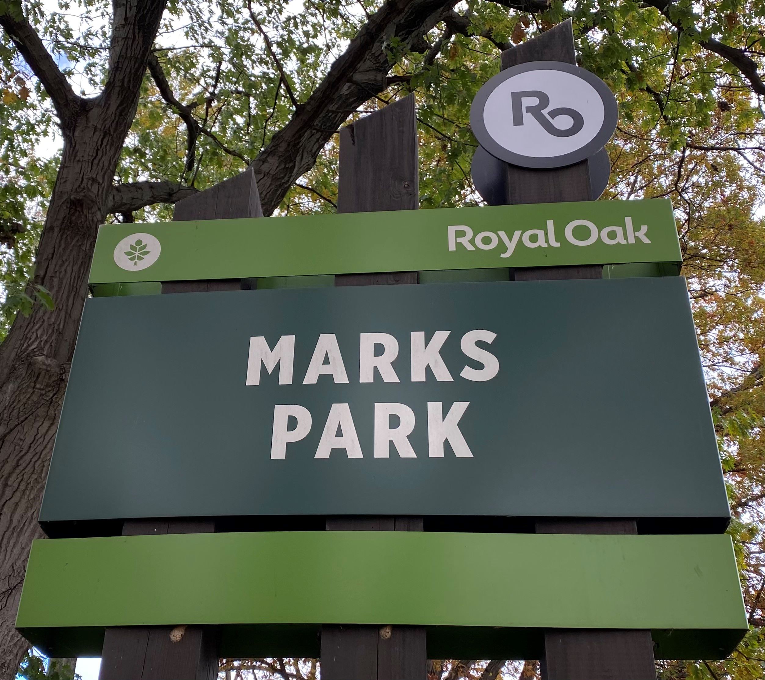 Marks_Park_Sign