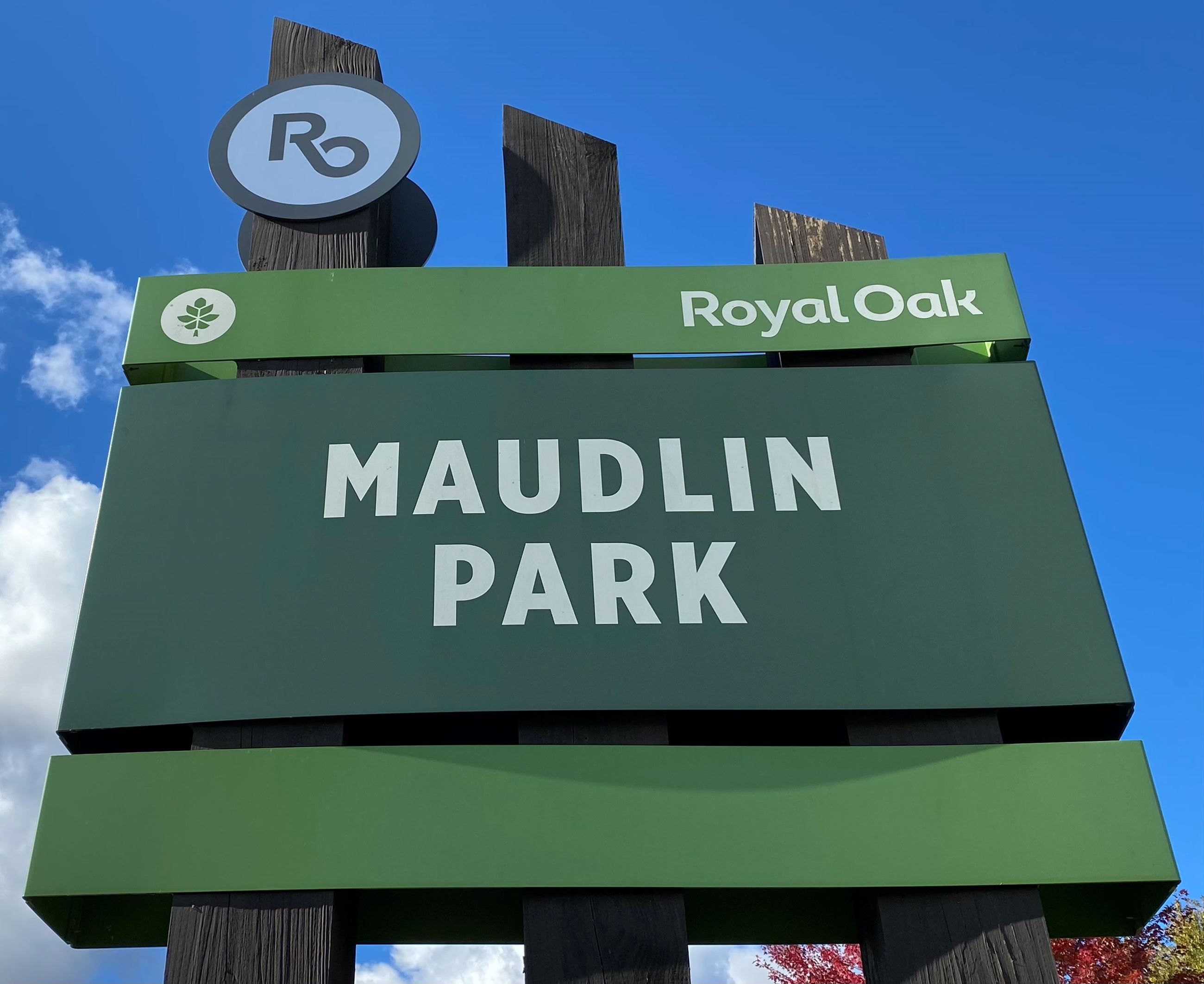 Maudlin_Park_Sign